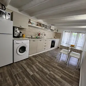 Don Vito's Home, Dsg2 Short Lets, 250 Mt Metro Appartamento